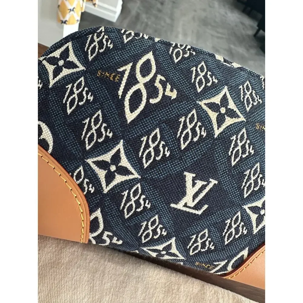 Louis Vuitton Limited Edition Jacquard Since 1854 Monogram Cosmetic Pouch - Picture 4 of 10